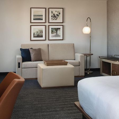 Courtyard By Marriott Santa Cruz Hotell Exteriör bild